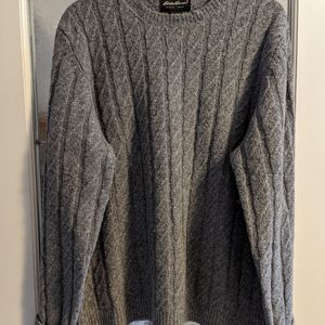 Vintage, Eddie Bauer, classic crew neck cable knit sweater. 100% lambs wool.